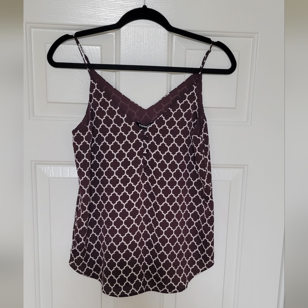 Express Top - Picture 2 of 7